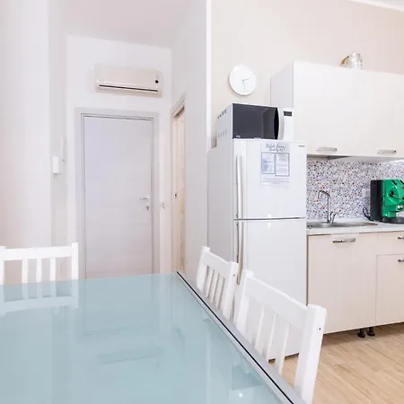 Stabile 38 * Palermo