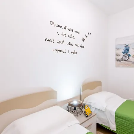 Apartment Stabile 38 *