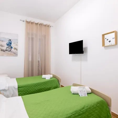 Apartment Stabile 38 *